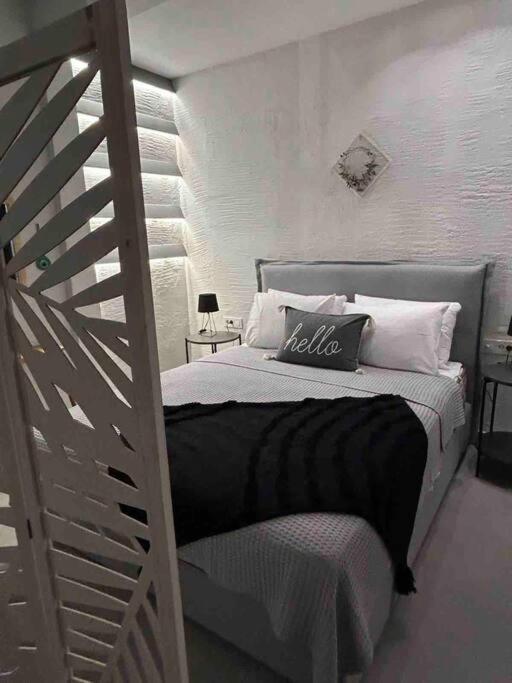 Antoniou Santorini Luxury Home Fira  Bagian luar foto
